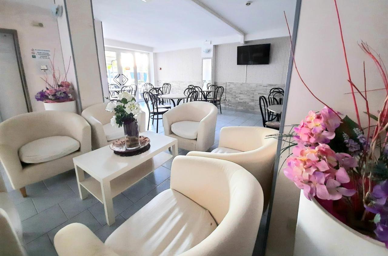 Camera Familiare con Balcone